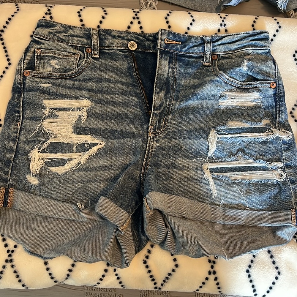 AE Jean Shorts - Picture 3 of 5